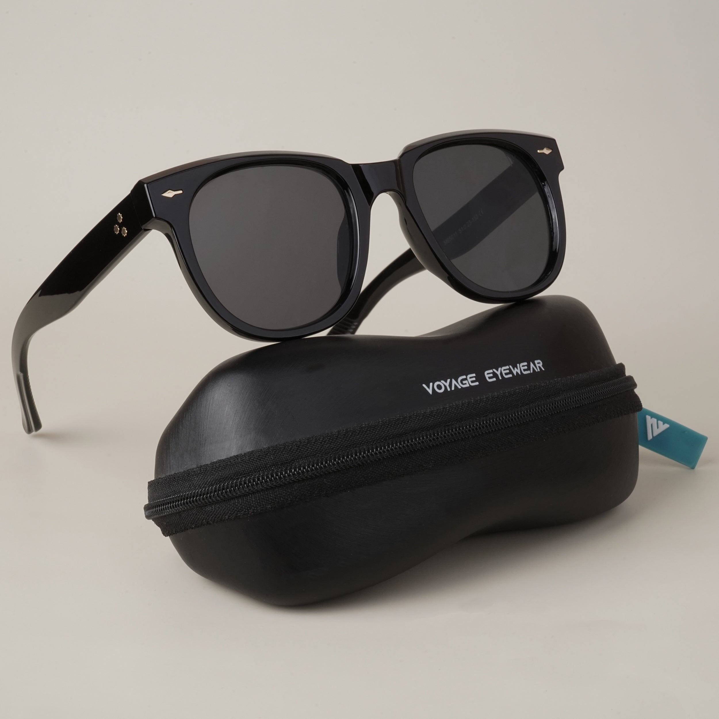 Voyage Black Wayfarer Sunglasses (65011MG3814)