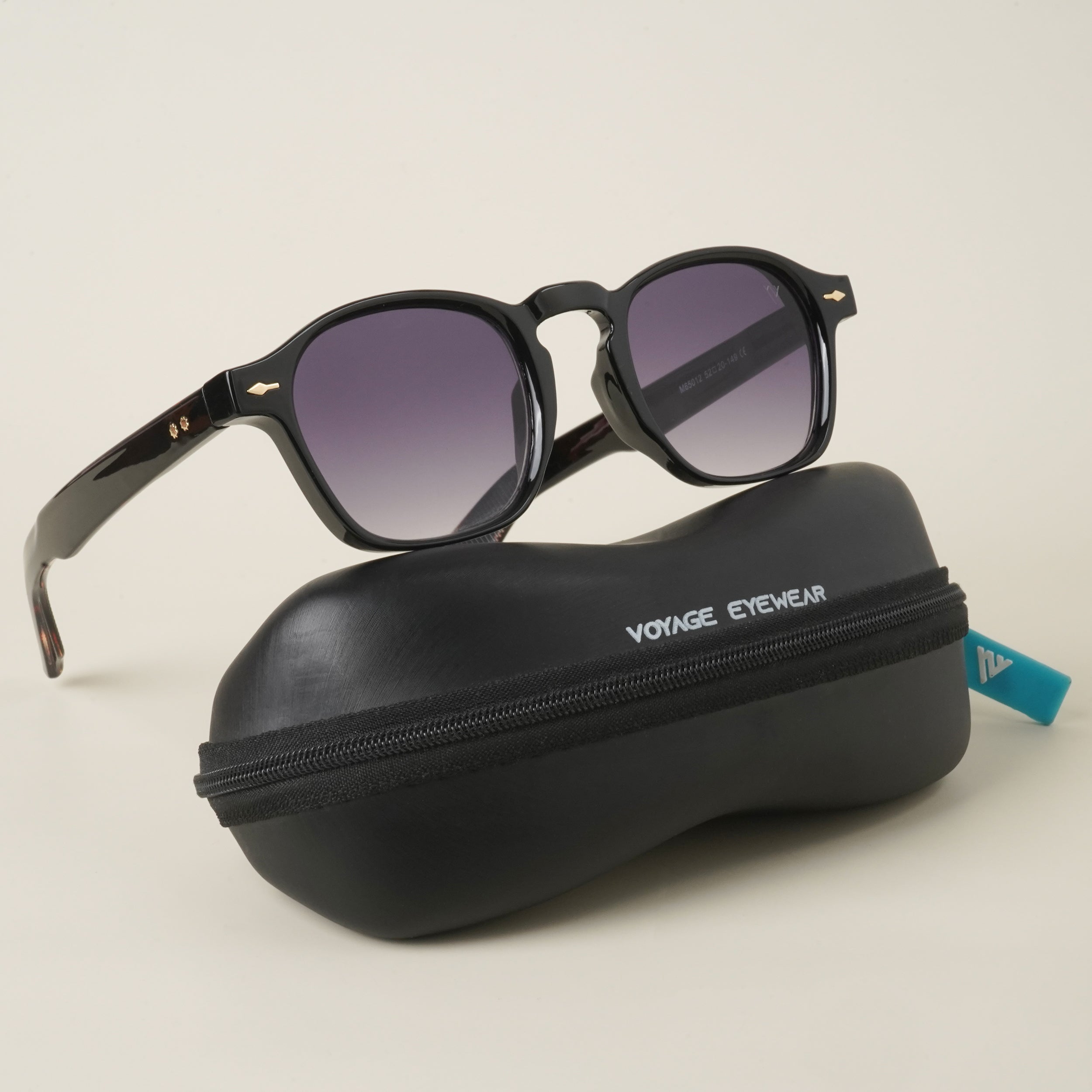 Voyage Grey & Clear Round Sunglasses - MG3809