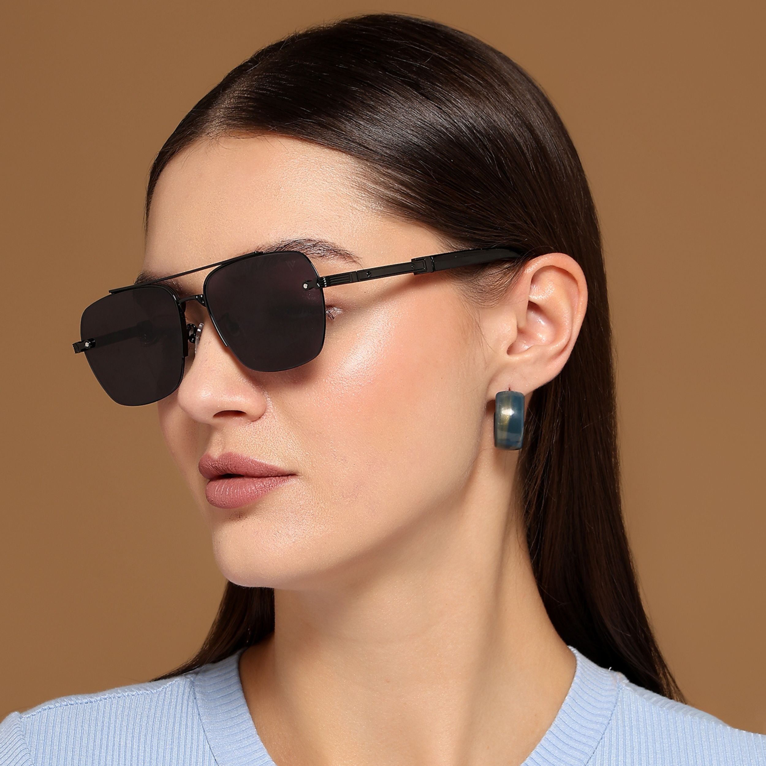 Wayfarer Sunglasses (Grey & Blue Lens | Golden Frame - MG6027)