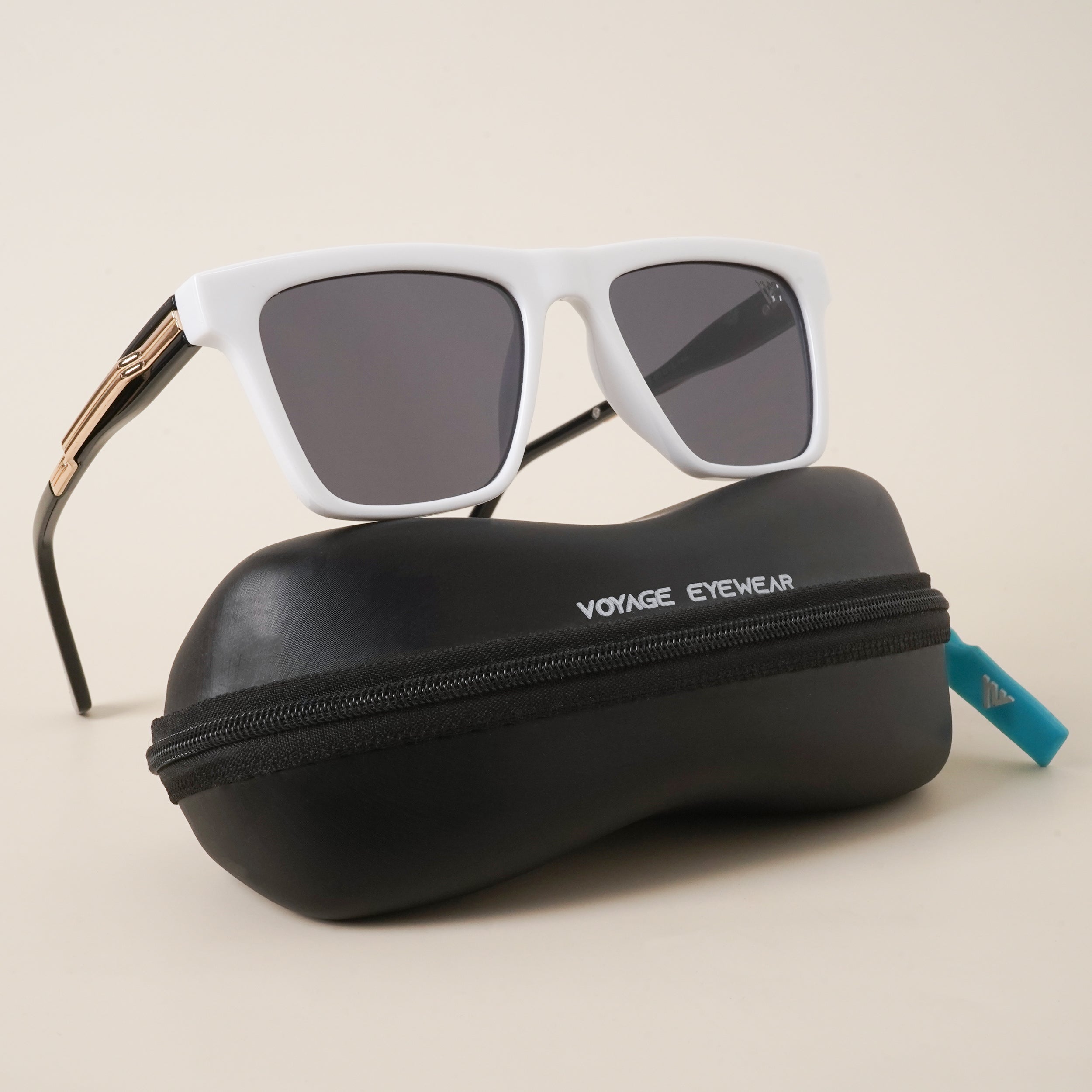 Voyage Black Wayfarer Sunglasses (86575MG3915)
