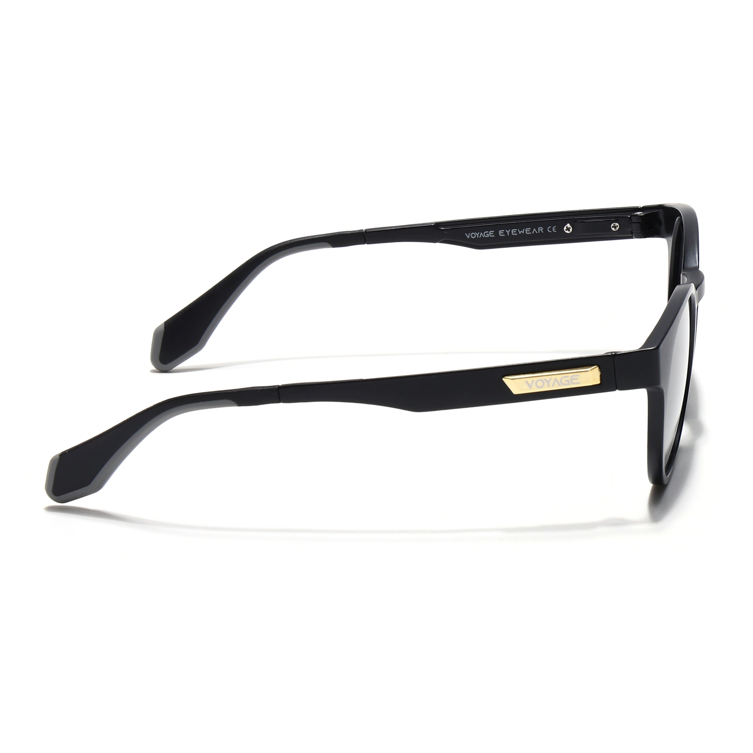 Active Matte Black Polarized Round Sunglasses - PMG4456