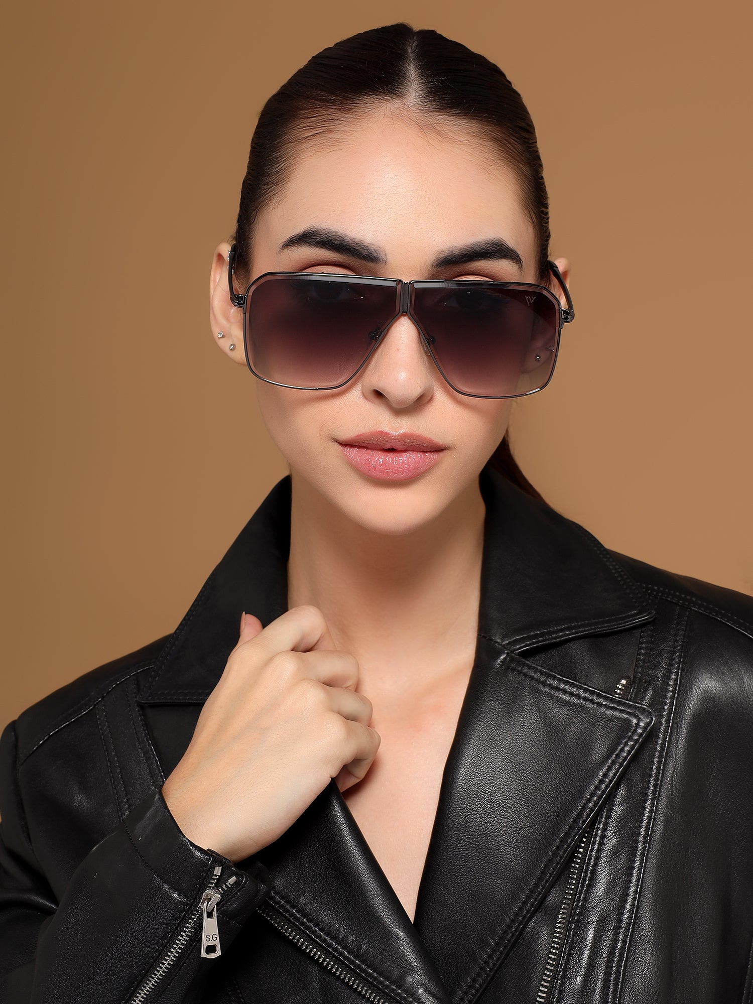 Zephy | Grey Wayfarer Sunglasses | Olive & Clear Lens - MG7321