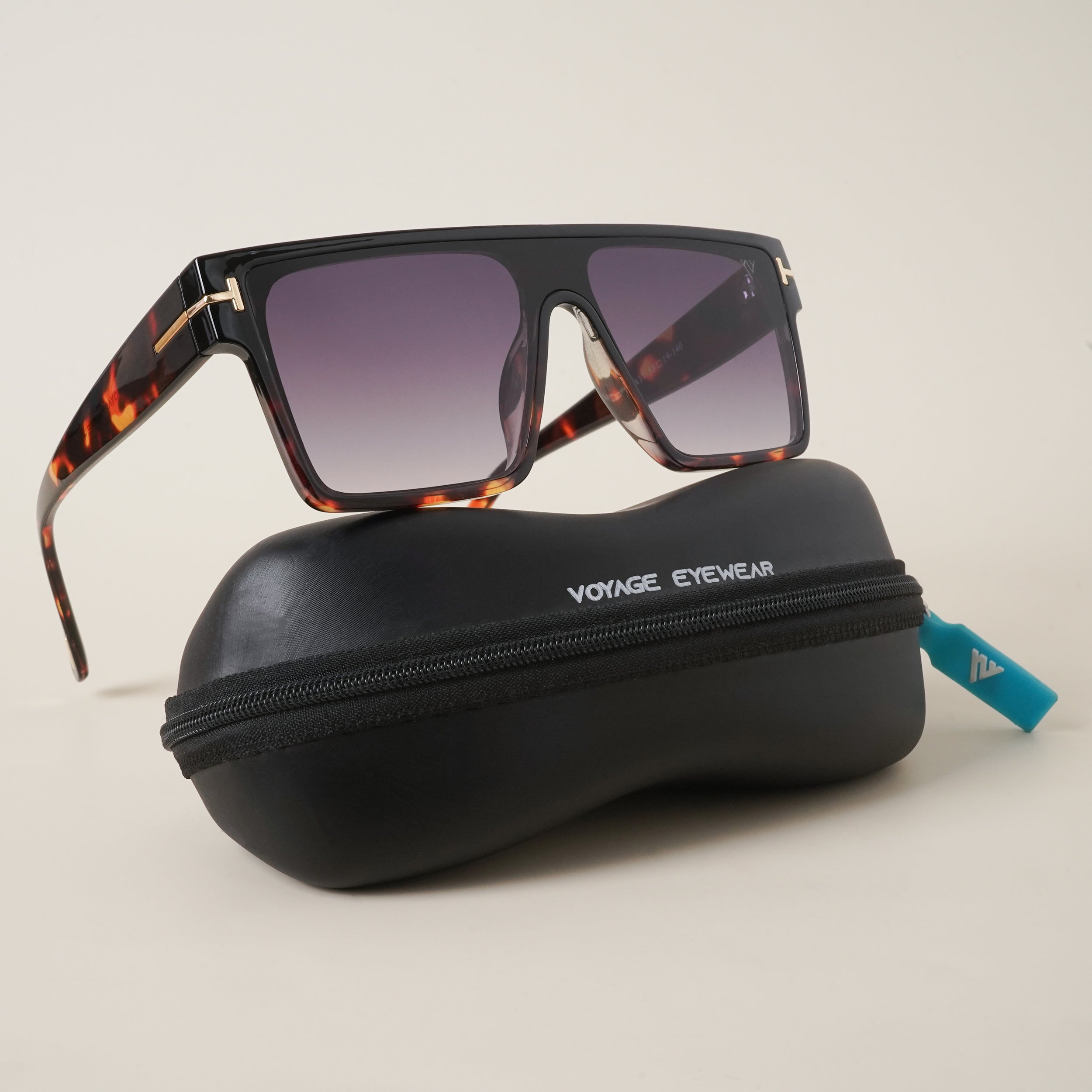 Voyage Grey Wayfarer Sunglasses - MG3936