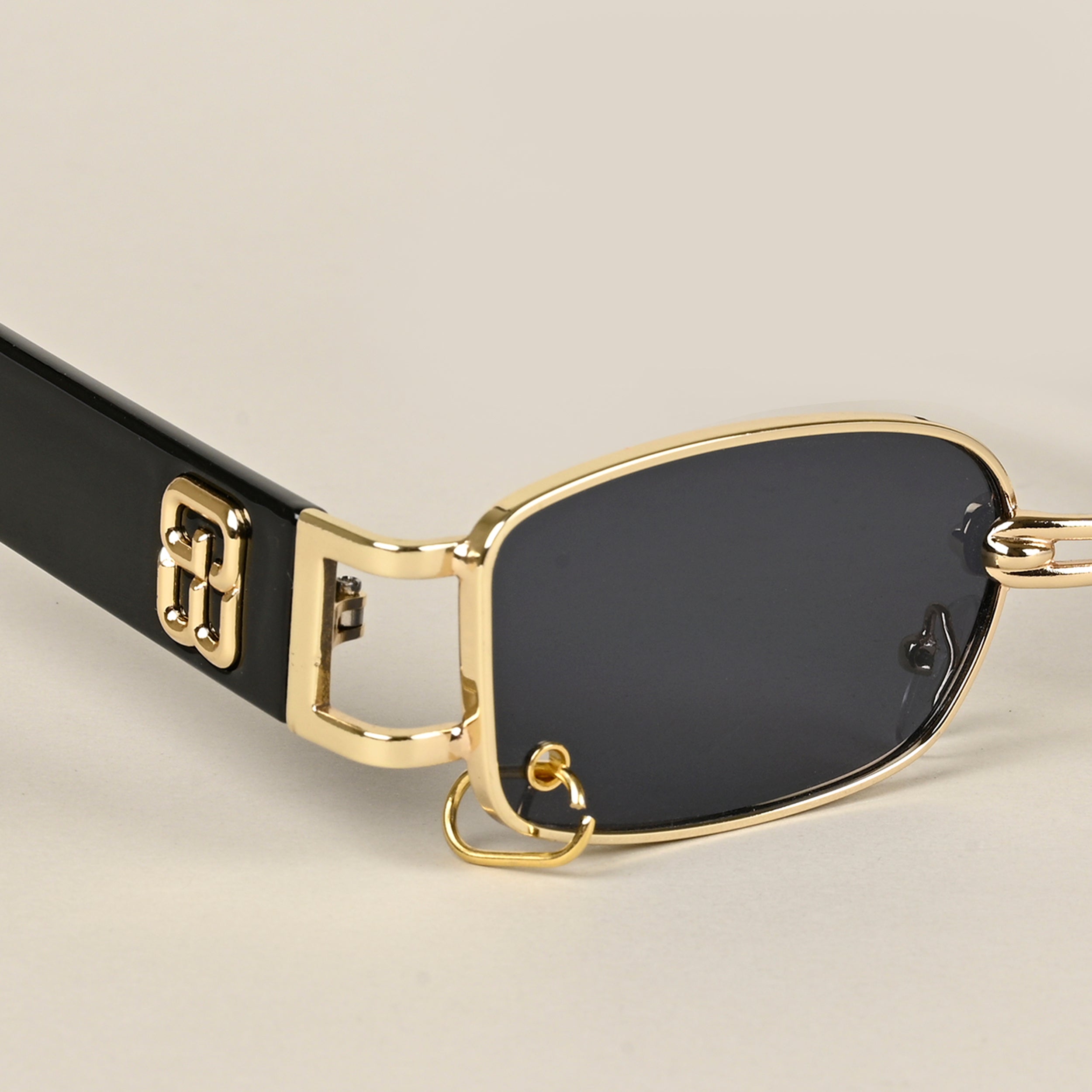 Punk | Golden Rectangle Sunglasses | Black Lens - MG5208