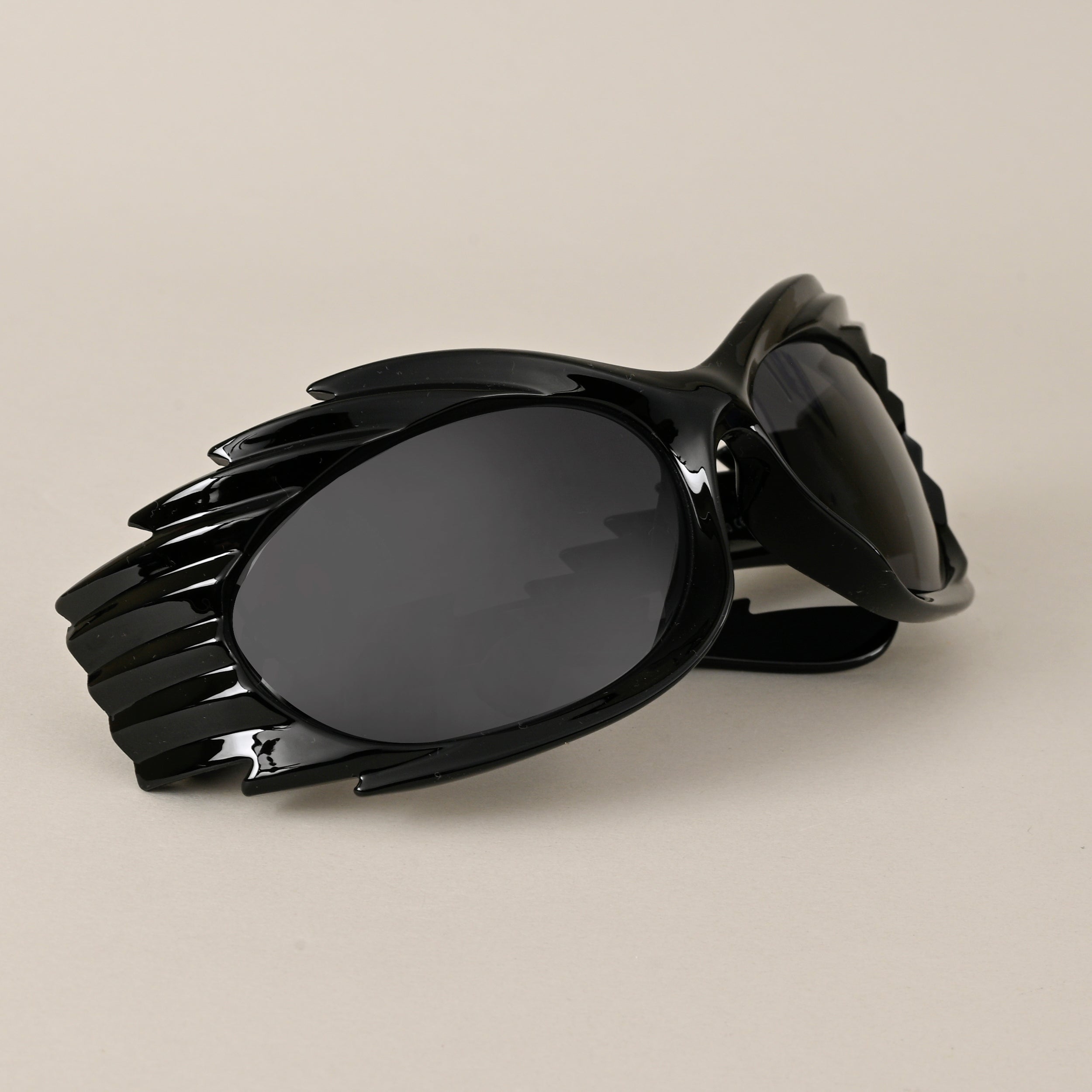 Voyage Black Wrap Around Sunglasses for Men & Women (LH087MG4512)