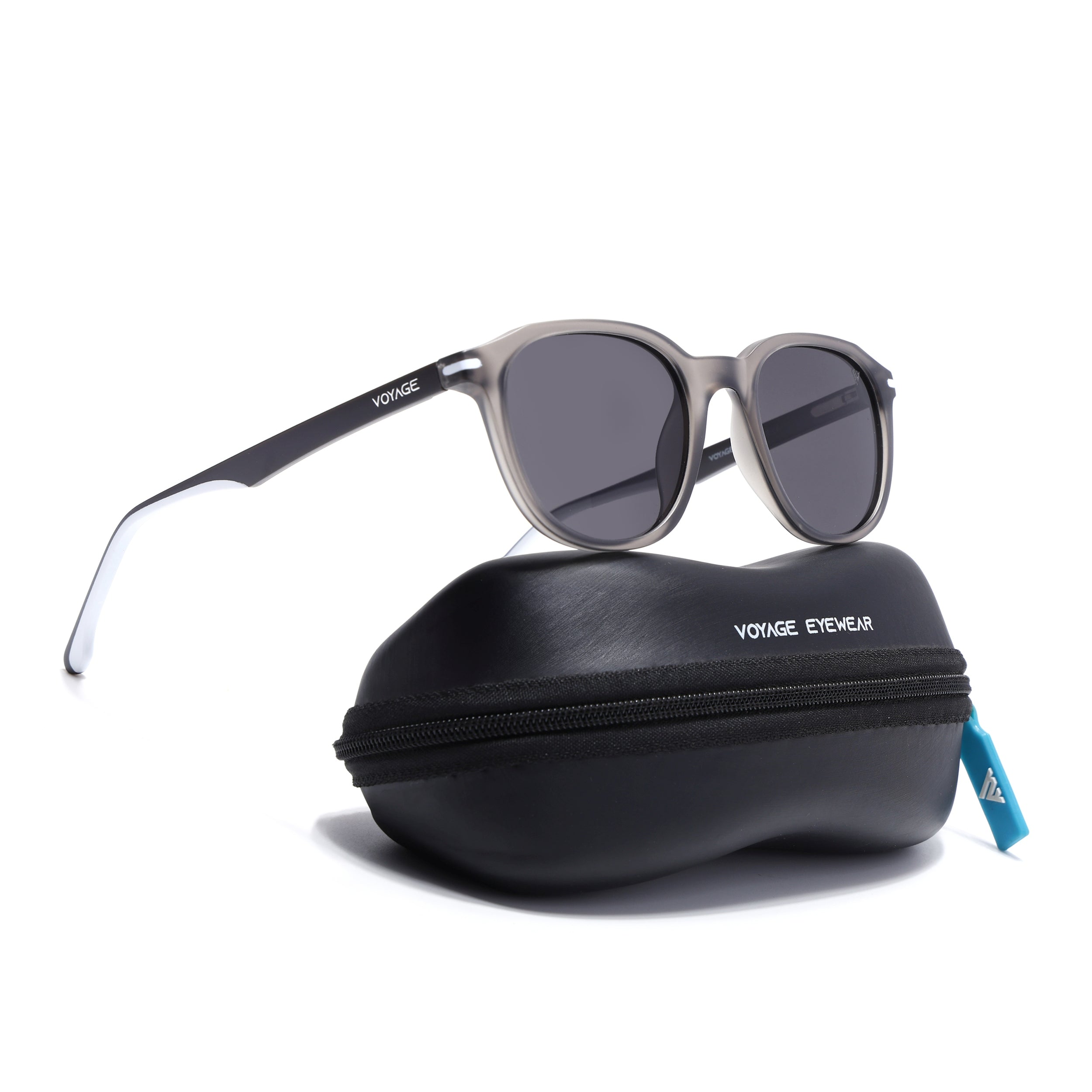 Matira | Dark Grey Wayfarer Polarized Sunglasses | PMG7400