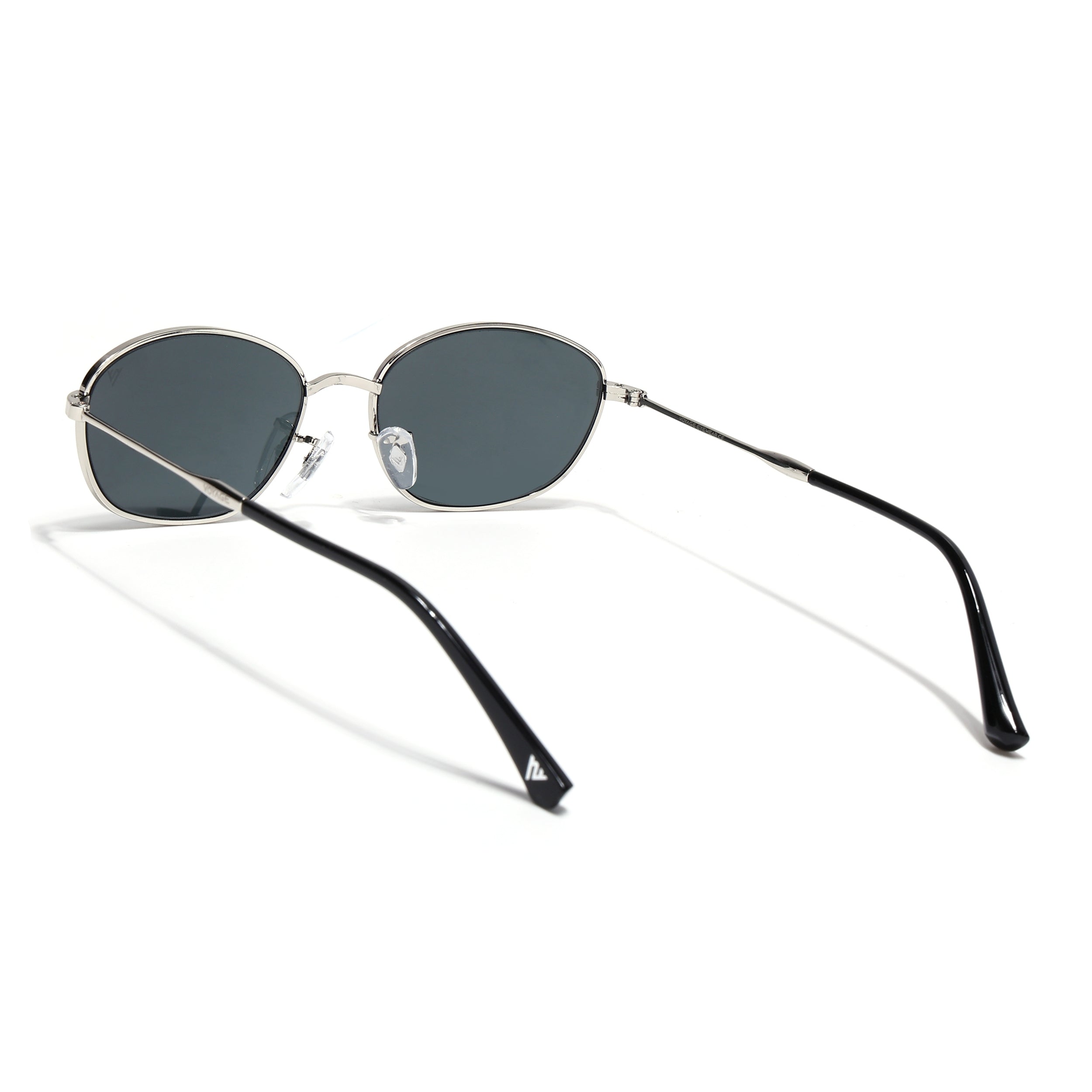 Malana | Black Oval Sunglasses | Silver Frame - MG7626