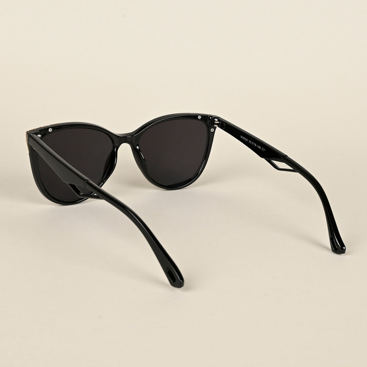 Voyage Black Cateye Sunglasses for Women (W9056MG4228)