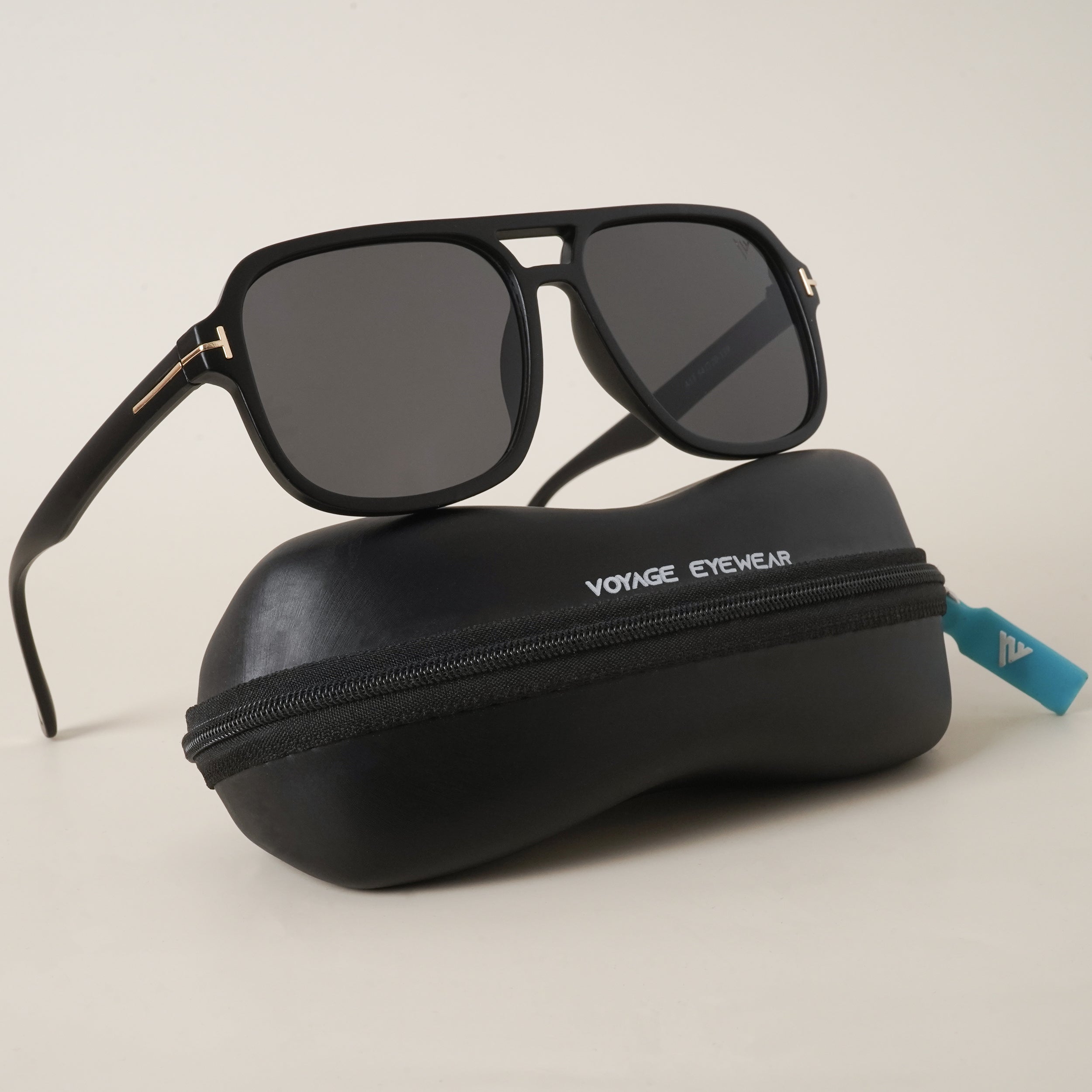 Voyage Black Wayfarer Sunglasses (A13MG3938)